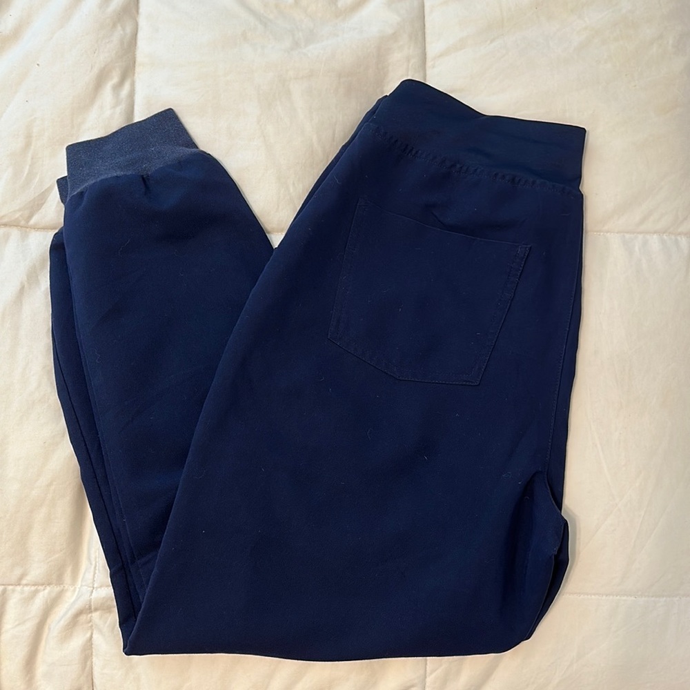 FIGS Zamora scrub pants